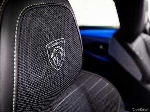 Peugeot 5008 *Plug in Hybrid High Spec GT* 225HP - - Image 4