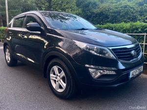 Kia Sportage SUV Deluxe SE Edition - Image 3