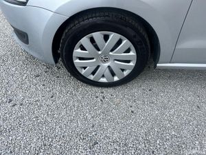 Volkswagen Polo 2013 Automatic - Image 4
