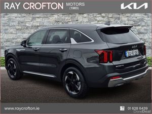 Kia Sorento 1.6 PHEV *3.9% APR* - Image 4