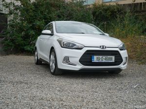 2015 Hyundai i20 - Image 2