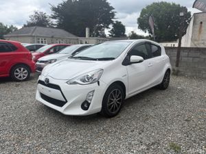 Toyota aqua 2015 LUX package - Image 3