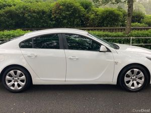 Opel Insignia 2.0 CTDI SRI EDITION NEW TEST - Image 4