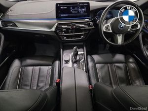 BMW 5-Series 530e xDrive M Sport Saloon - Image 4