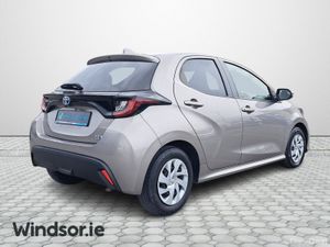 Toyota Yaris X AUTO - Image 2