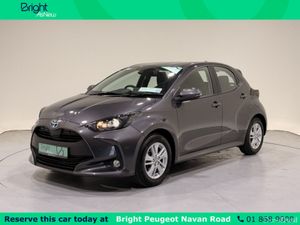 Toyota Yaris 1.5 HYBRID LUNA 4DR AUTO - Image 4