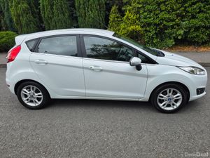2015 FORD FIESTA 1.25 ZETEC MANUAL PETROL LIKE NEW - Image 4