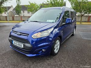 Ford Tourneo Connect wheel chair accessible - Image 2
