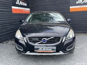 Volvo S60 1.6 AUTO SALOON - Image 2