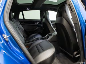 2018 Porsche Panamera 4 E-Hybrid - Image 2