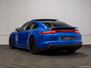 2018 Porsche Panamera 4 E-Hybrid - Image 4
