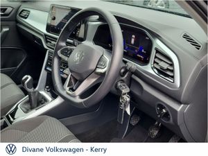 Volkswagen T-Roc LIFE 1.0 TSI 110 BHP - Image 4