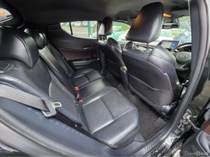 Toyota C-HR SELF CHARGING HYBRID- CARPLAY - ANDROI - Image 3
