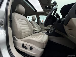 Volkswagen Golf SUNROOF PANROOF 1.4 FULL CREAM LEA - Image 3