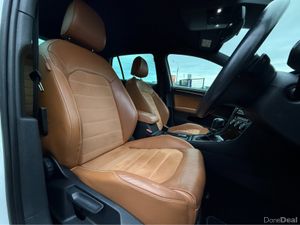 Volkswagen Golf 1.4 SPECIAL TAN LEATHER MILANO SEA - Image 2