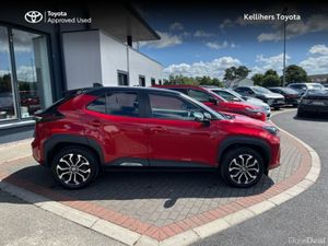 Toyota Yaris Cross YARIS CROSS LUNA SPORT - Image 3