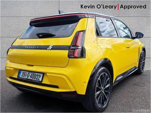 Renault 5 iconic 52kWh 150hp - Image 3