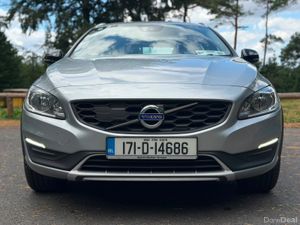 171 Volvo V60 CROSS COUNTRY Auto ⭐️⭐️⭐️ - Image 2