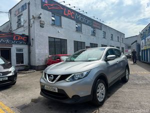 Nissan Qashqai 2015 Low Mileage - Image 3
