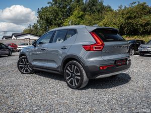 2021 Volvo XC40 Hybrid/FSH/1 Owner/1yr Warranty - Image 2