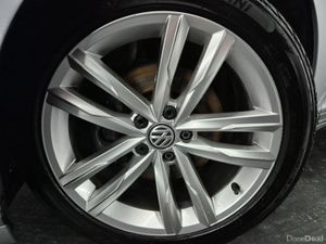 Volkswagen Passat 2016 - Image 3