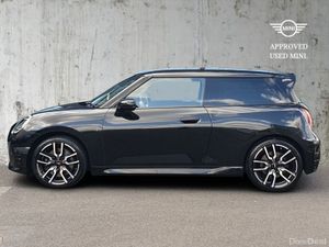 Mini Cooper Cooper SE - Image 4