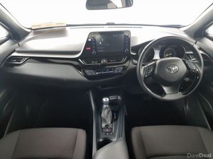 Toyota C-HR 1.8 HYBRID LUNA - Image 4