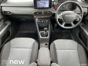 Dacia Sandero Stepway TCe 90 STEPWAY Extreme - Image 3