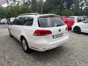 Volkswagen Passat 2013 - Image 4