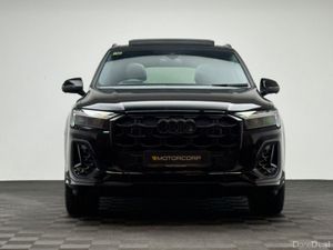 Audi Q7 TFSI E QUATTRO BLACK EDITION - Image 2