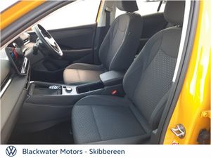 Volkswagen T-Roc 1.5TSI 116BHP LIFE MILD HYBRID WI - Image 4