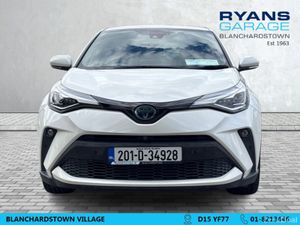 Toyota C-HR 1.8 PETROL HYBRID AUTOMATIC 5DR - Image 2