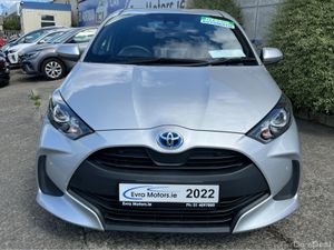 Toyota Yaris X HYBRID AUTOMATIC 1.5 PETROL //REVER - Image 2