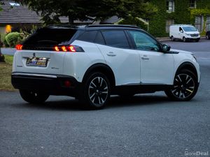 2020 Peugeot E2008 GT LINE Electric 50kWh 100 kW - Image 3