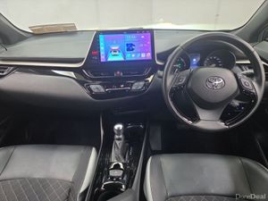 Toyota C-HR G Black edition Hybrid - Image 4
