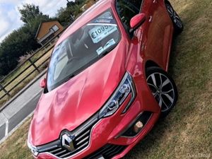 Renault Megane 2019 1.3 petrol - Image 4