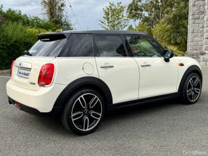 2015 Mini Cooper 1.5 PETROL 5 DOOR - Image 3