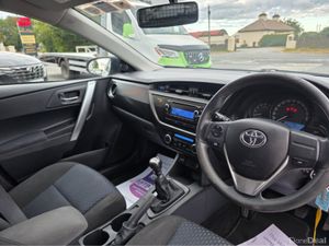 Toyota Auris 1.4 D-4D TERRA VAN 4DR - Image 4