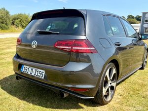 151 Volkswagen Golf 2.0 GTI - Image 3