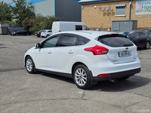 Ford Focus 1.5 TDCi TITANIUM - Image 2