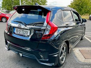 Honda Fit 2016 Hybrid Automatic - Image 2
