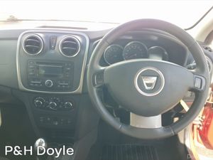 Dacia Sandero Stepway SIGNATURE - Image 2