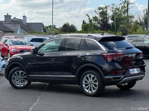 242 VW T-ROC STYLE 1.5 PETROL AUTOMATIC 150BHP - Image 3