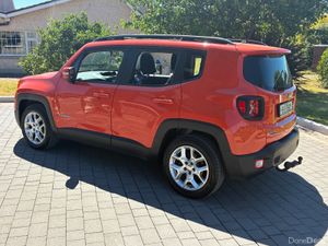 2015 Jeep Renegade *new nct* - Image 4