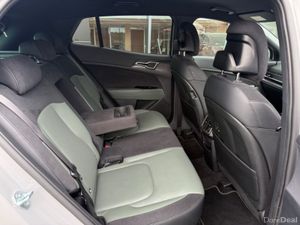 Kia Sportage 1.6 PETROL HEV HYBRID Anniversary - Image 4