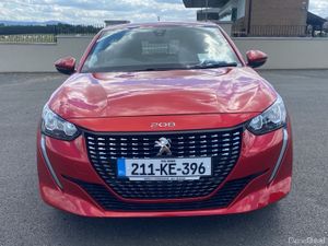 Peugeot 208 2021 puretech Auto 1.2 - Image 4