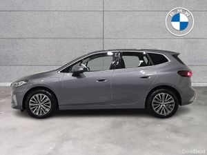BMW 2-Series 225e Luxury Active Tourer - Image 4