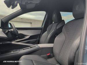 Peugeot 5008 eGT 73 kwh EV 7 SEATER - Image 4