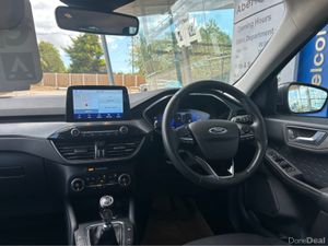 Ford Kuga TITANIUM 1.5 TD 120 S6.2 M6 F 4DR - Image 3