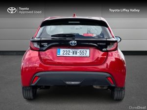 Toyota Yaris YARIS HYBRID LUNA - Image 4